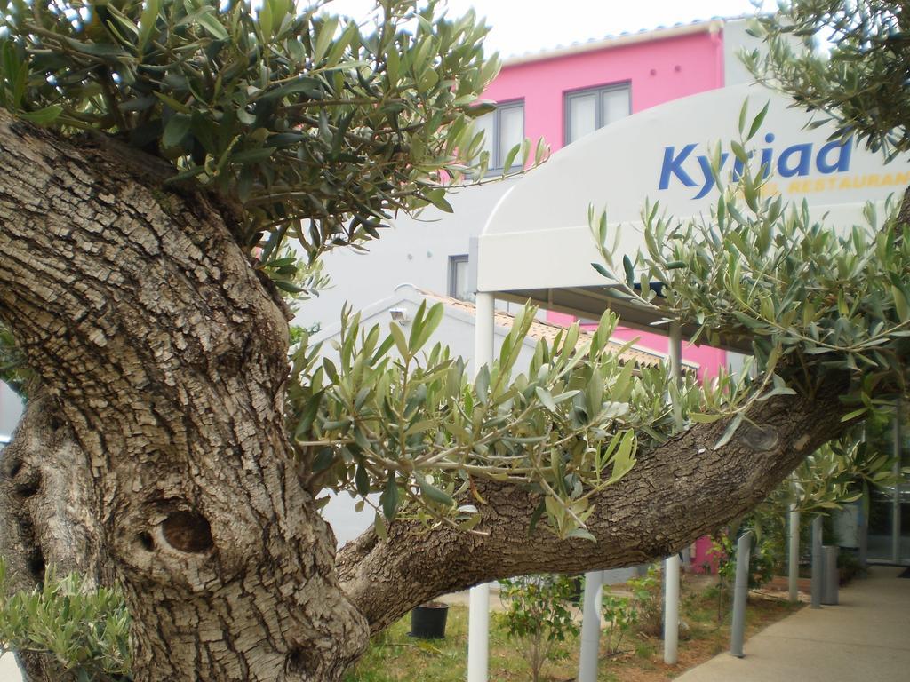 Kyriad Montpellier Aéroport - Gare Sud de France Mauguio Esterno foto